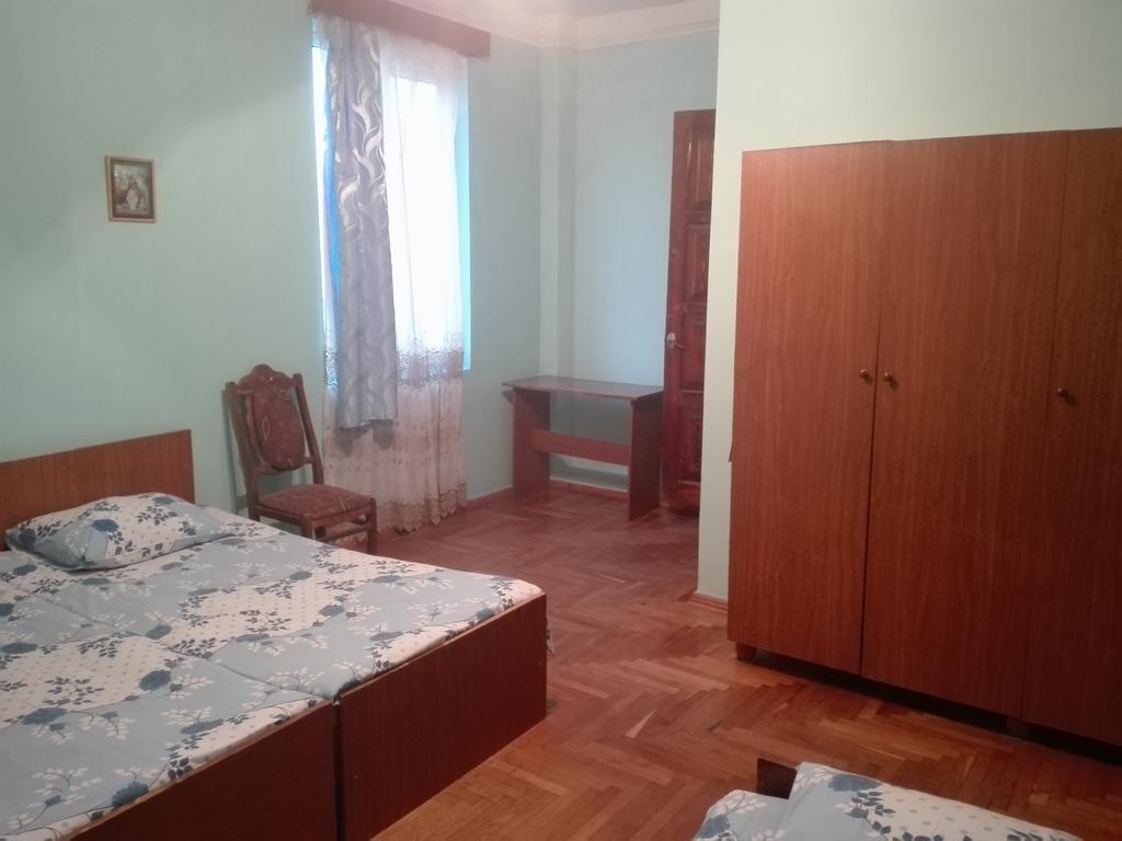 Guesthouse White Swan Kobuleti Esterno foto