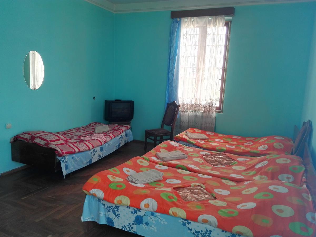 Guesthouse White Swan Kobuleti Esterno foto
