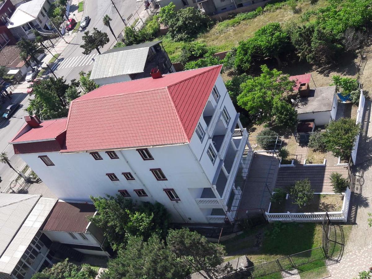 Guesthouse White Swan Kobuleti Esterno foto